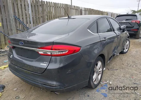 2018 Ford Fusion Se z USA, uszkodzony, nr VIN 3FA6P0HD1JR258676
